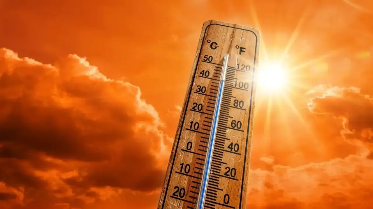 تحذيرات من ارتفاع حرارة القياسية 42°C في أسوان وقنا